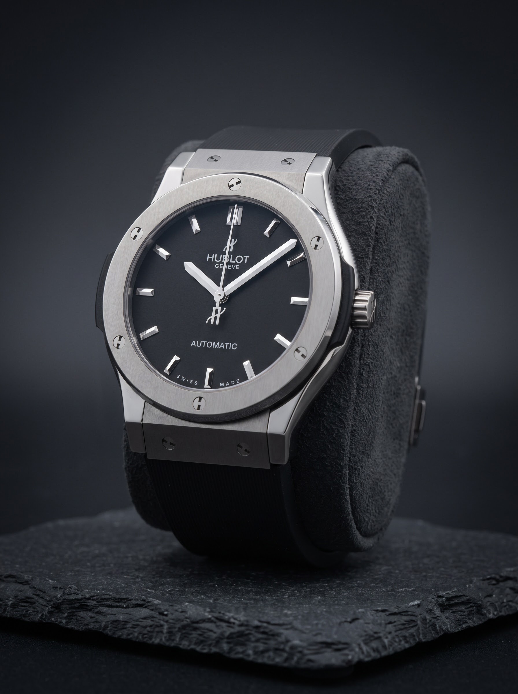 Hublot Classic Fusion Titanium (542.NX.1170.RX)